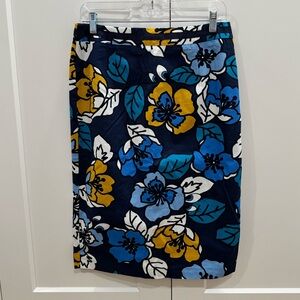 Inherit Co midi skirt. Linen material. Size 8.